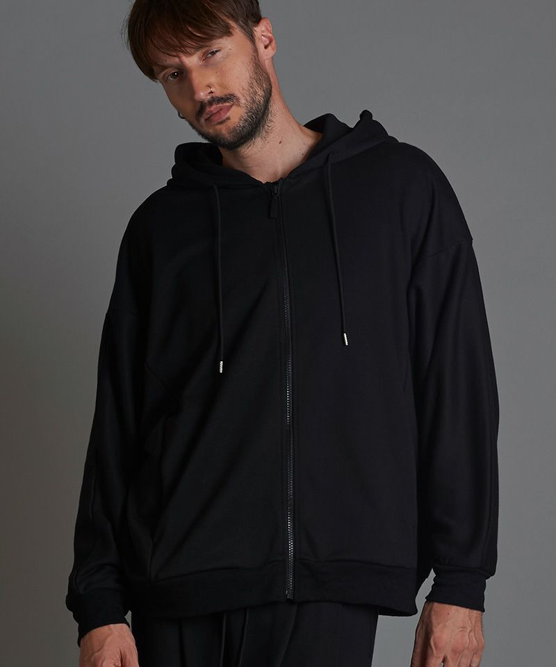 ニジゲンノモリ　限定オトモアイルーパーカーとウエストバッグ Amazon.co.jp: [tomtoc] x モンスターハンターライズ コラボ 「オトモ