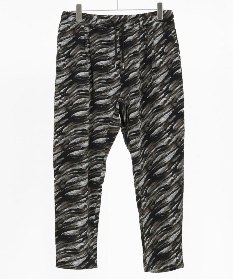 CAMBIO(カンビオ)】 Geometric Pattern Relax Tapered Easy