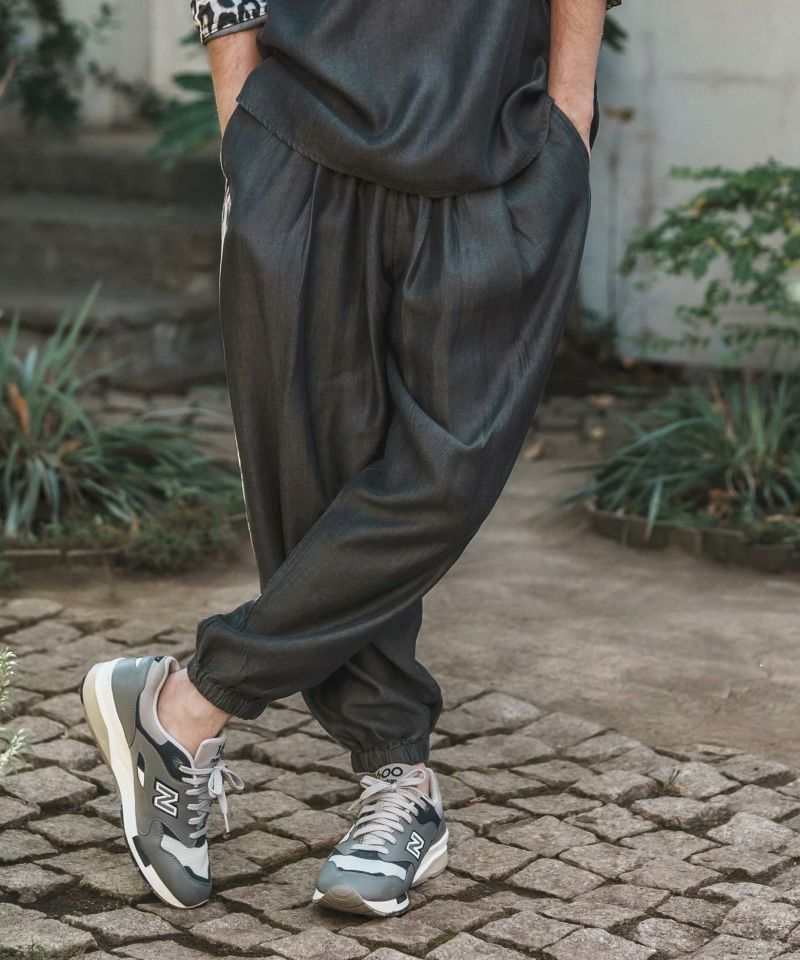 日本最大の CAMBIO(カンビオ)】Silky Denim Balloon Pants デニムバルーン パンツ