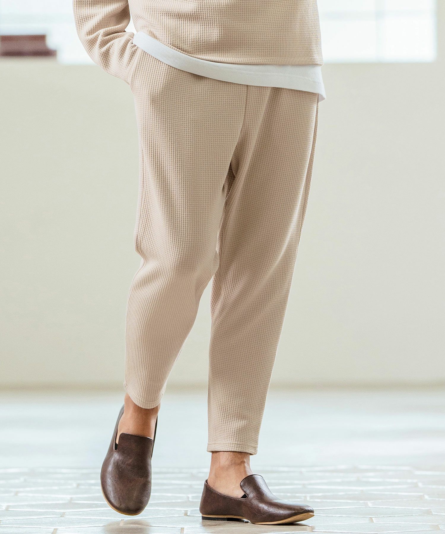 LT.BEIGE