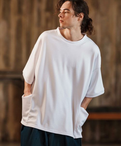 【CAMBIO(カンビオ)】ルーズシルエットサイドポケットポンチTシャツ(CMB-R0155)
