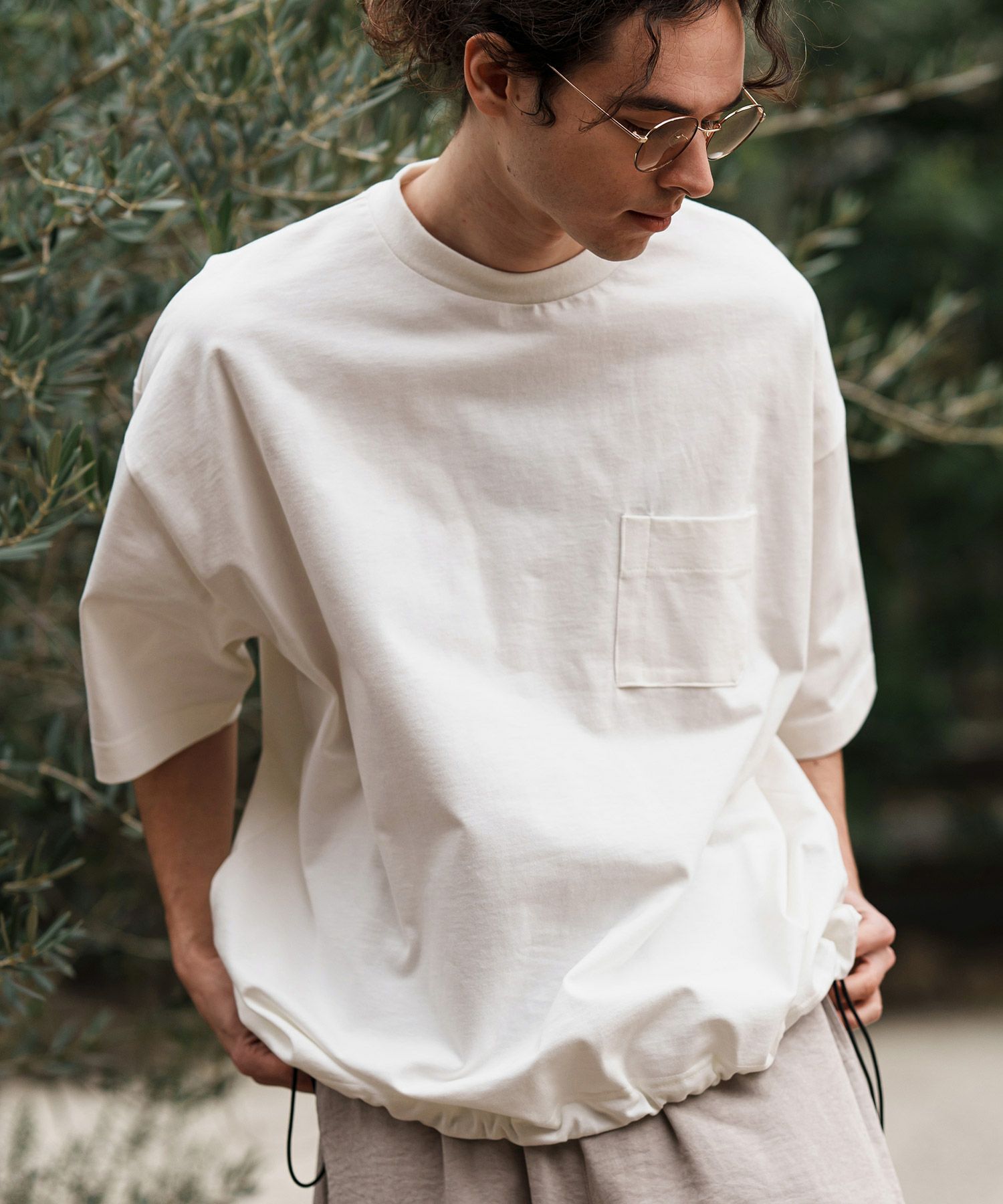 Off White