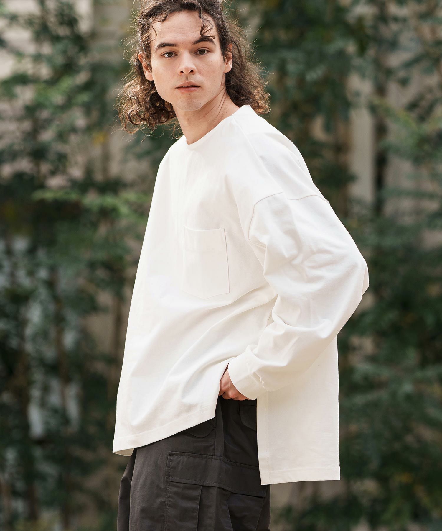 Off White