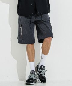 V.BLACK