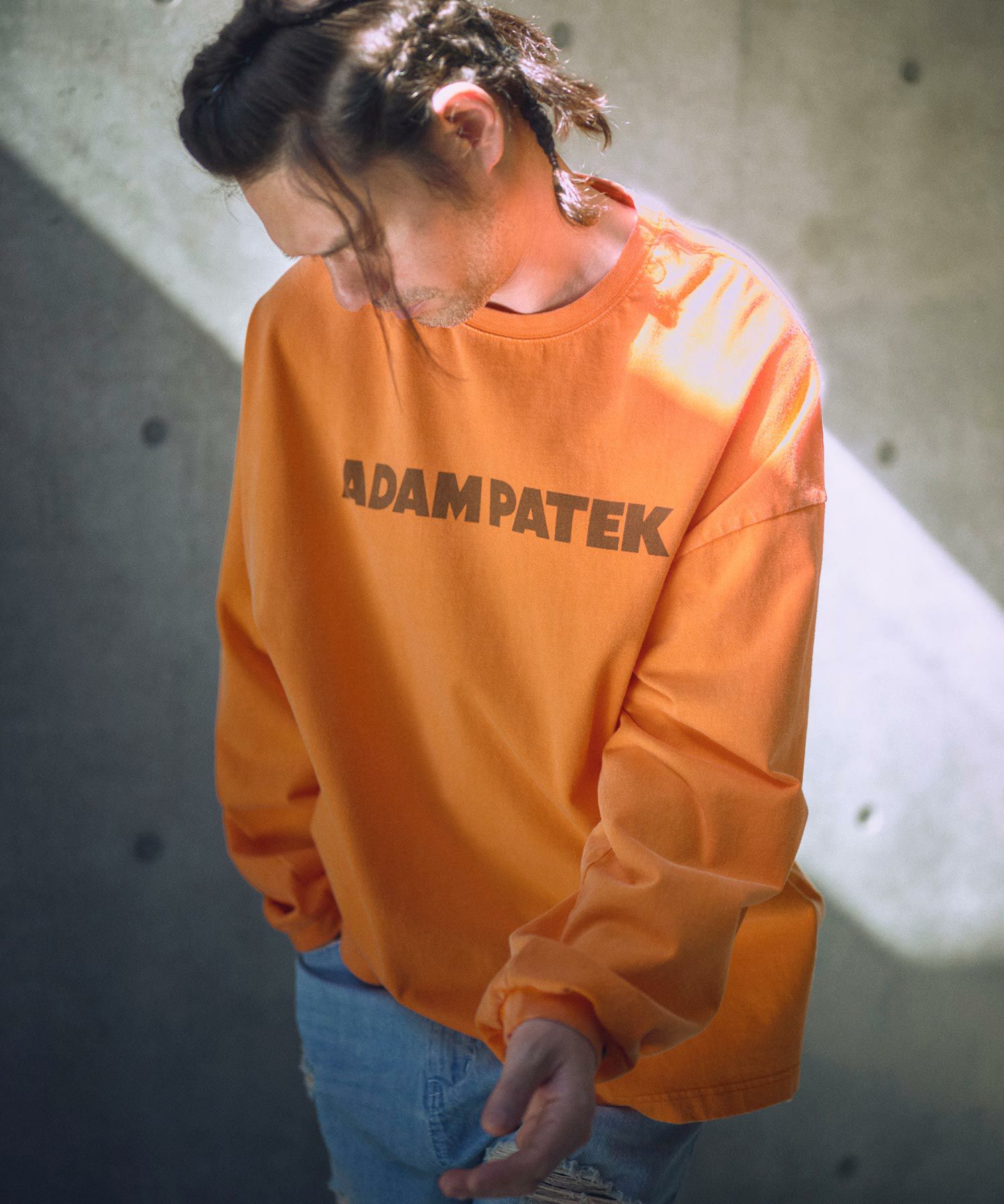 ORANGE