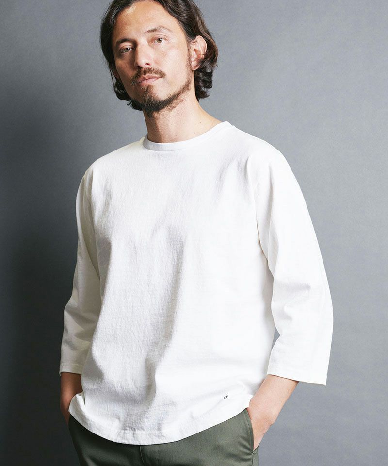 02 WHITE