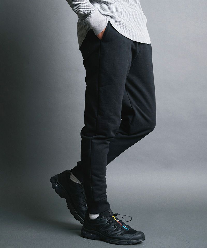 19 BLACK