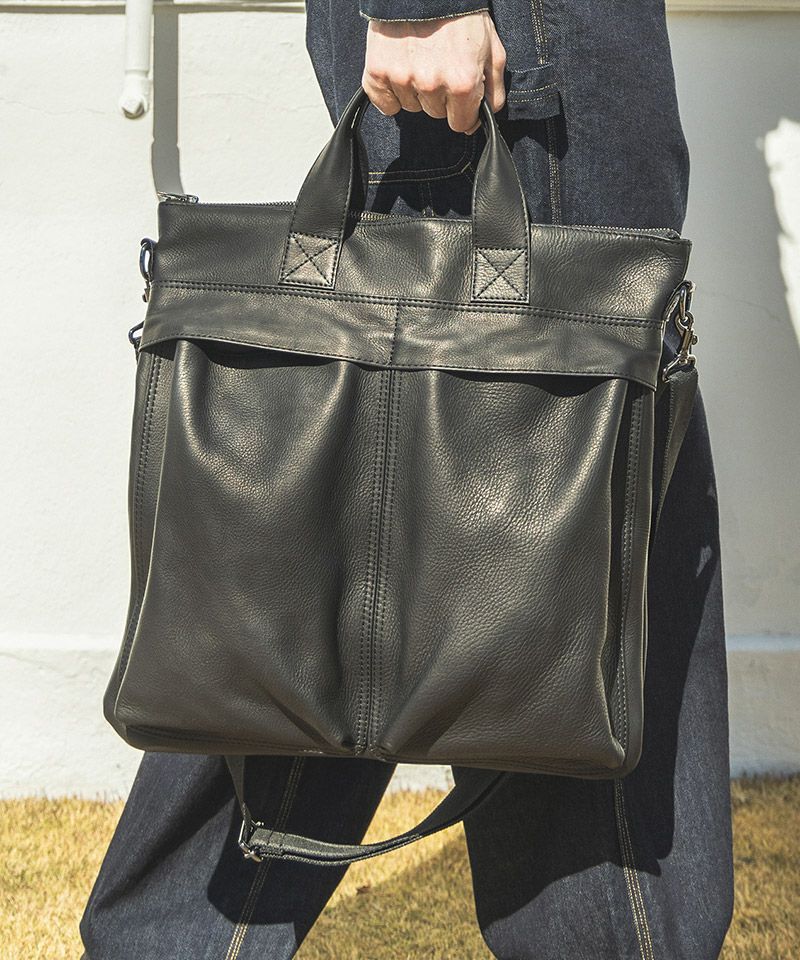 美品】ヤエカ YAECA ヘルメットバッグ HELMET BAG カーキ