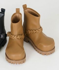 CAMEL(A)
