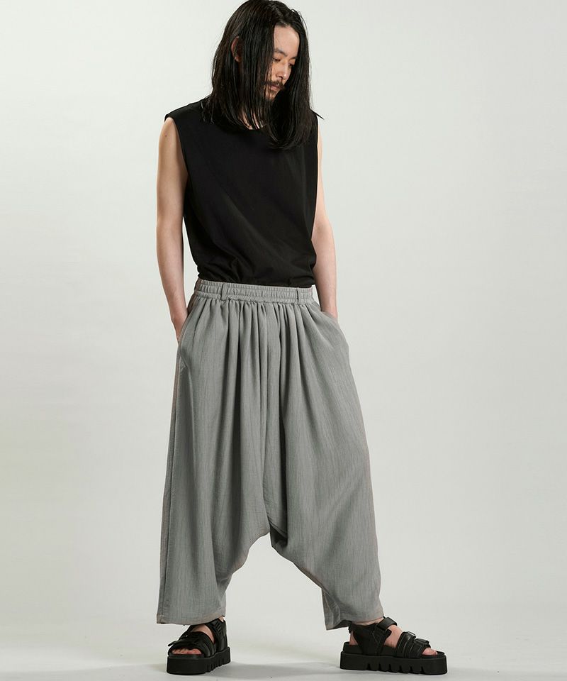 のえる 20%OFF【NO ID.(ノーアイディー)】ｼｭﾘﾝｸｻﾙｴﾙﾄﾗｳｻﾞｰｽﾞ パンツ