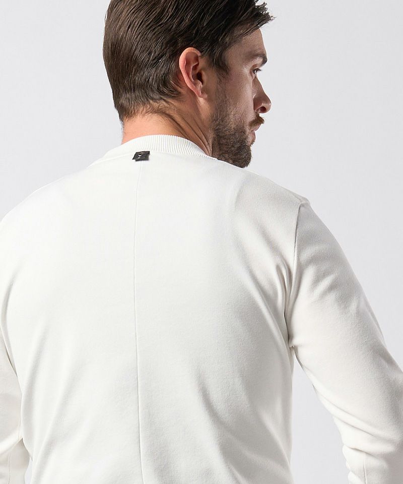 10．white