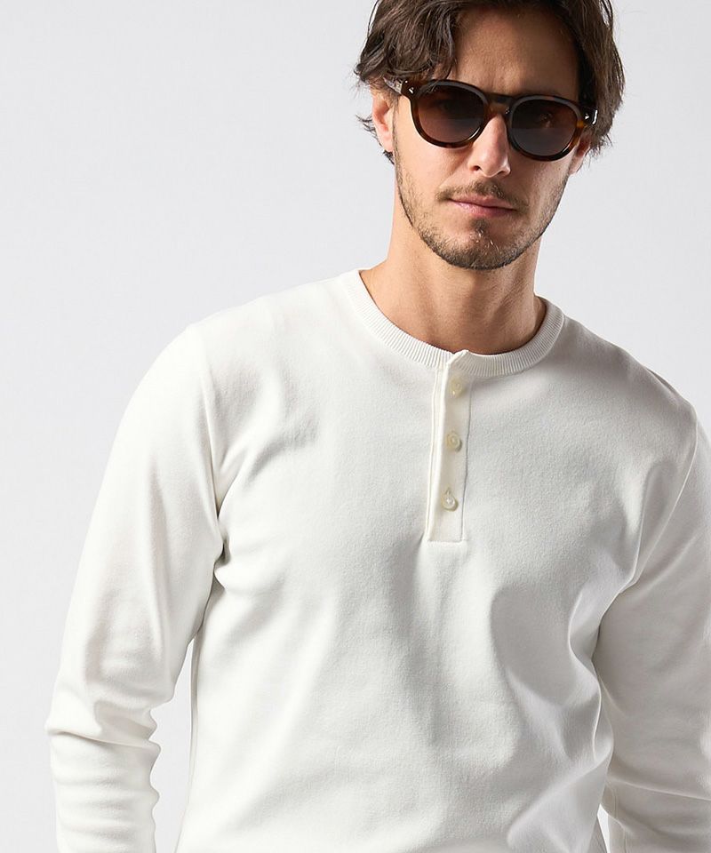 10．white