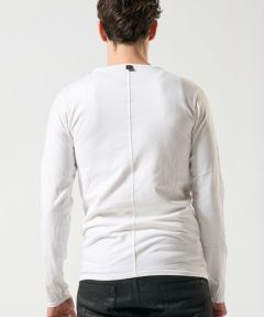 10．white