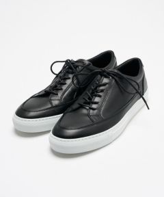 19．black×white
