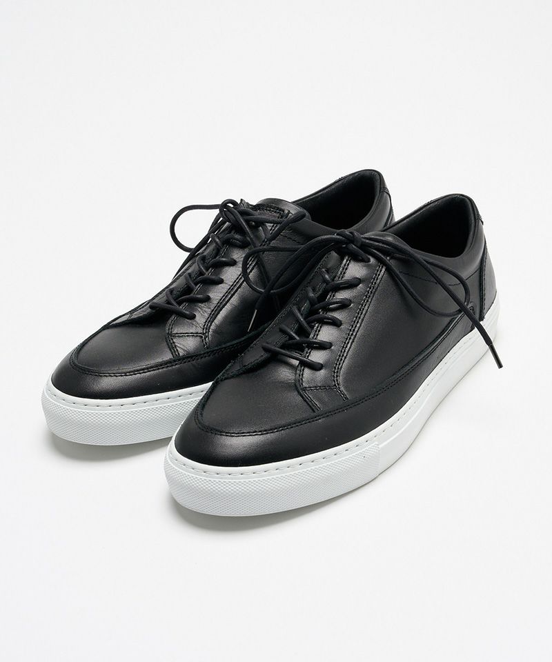 19．black×white