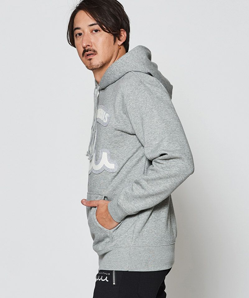 ACANTHUS(アカンサス)】muta Big Embroidered Patch Hooded