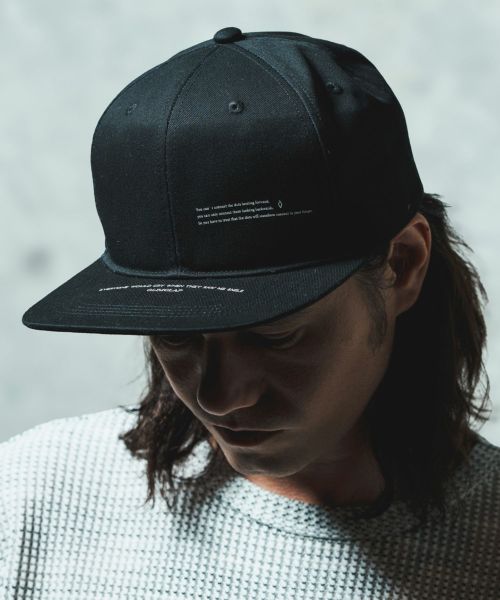 【GLIMCLAP(グリムクラップ)】【予約販売5月中旬～下旬入荷】 Printed & embroidered design baseball cap ベースボールキャップ(18-041-gls-cf)