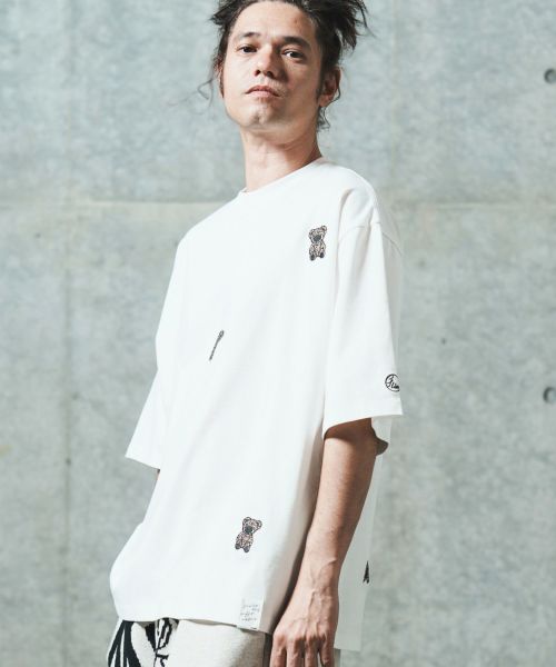 【GLIMCLAP(グリムクラップ)】Dotted with embroidery T-shirt Tシャツ(18-059-gls-cf)