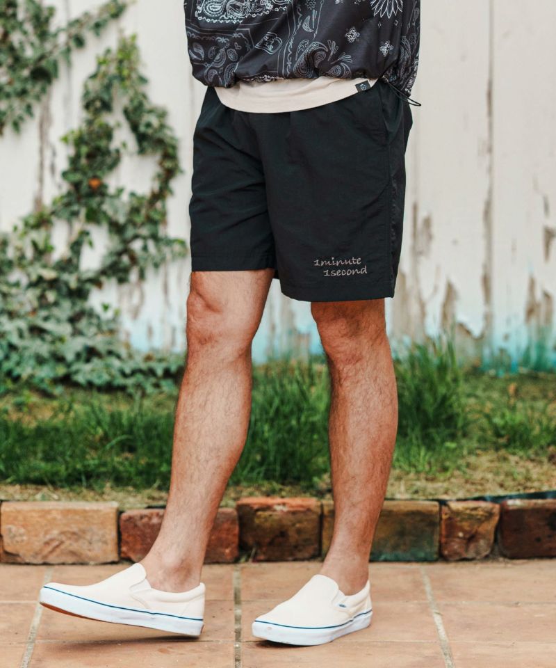 1minute 1second(ワンミニットワンセカンド)】Cursive embroidery