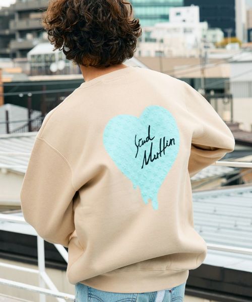 【STUD MUFFIN(スタッドマフィン)】【予約販売9月中旬～下旬入荷】 TC裏毛起毛 スターグラムハート発泡プリント ロゴ刺繍 スエットシャツ(524-02833)