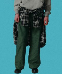 GREEN
