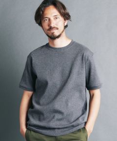 17．C.GREY