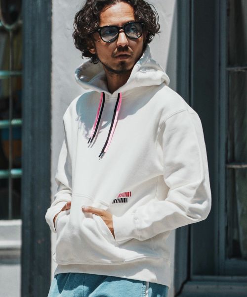 【felkod(フィルコッド)】【予約販売9月下旬～10月上旬入荷】 Double Embroidery Arrangement Parka パーカー(F25A270)