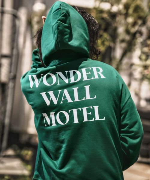 【WONDER WALL MOTEL(ワンダーウォールモーテル)】【予約販売9月上旬～中旬入荷】 WWM OVER SIZE PILE HOODIE パーカー(102025)