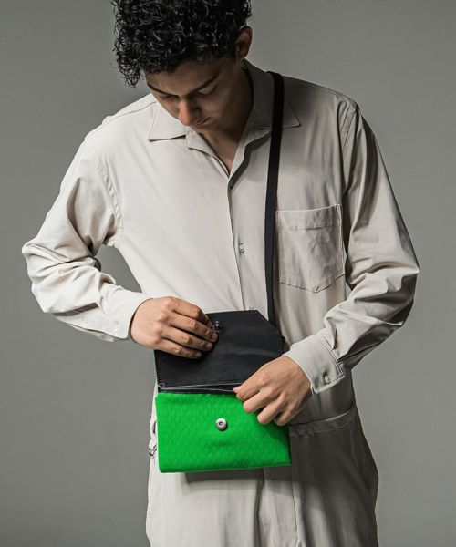 【RESOUND CLOTHING(リサウンドクロージング)】【予約販売9月中旬～下旬入荷】decade clutch wallet shoulder bag クラッチショルダーバッグ(RC37-BAG-001RD)