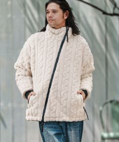 LIGHTBEIGE