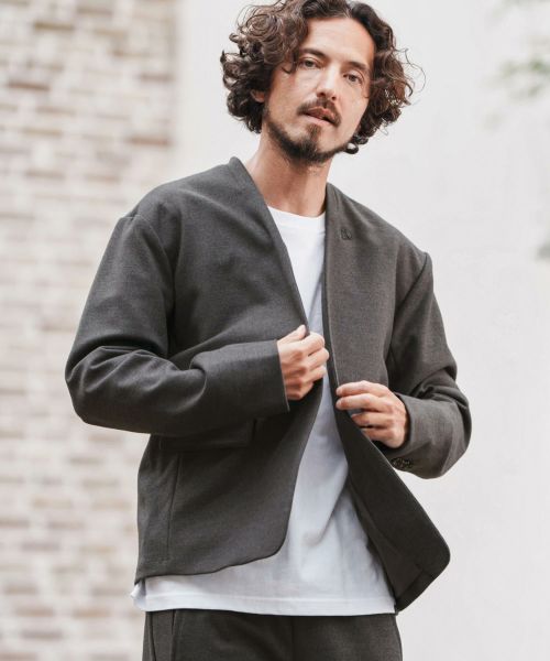 【1minute 1second(ワンミニットワンセカンド)】【予約販売10月上旬～中旬入荷】collarless jacket with heart embroidery ノーカラージャケット(1M25A090)