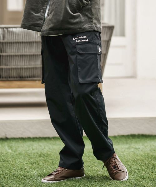 【1minute 1second(ワンミニットワンセカンド)】【予約販売8月中旬～下旬入荷】cargo pants with cursive embroidery カーゴパンツ(1M25A270)
