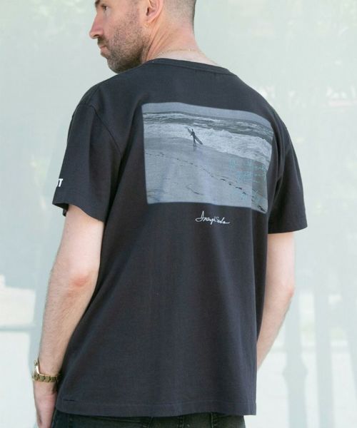 【TMT(ティーエムティー)】【TMT×Joseph Szabo】DRY COTTON  S-S TEE（surf） Tシャツ(TCSS25JS04)