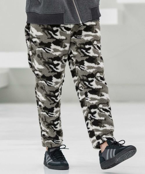 【CAMBIO(カンビオ)】【予約販売10月末～11月上旬入荷】Camouflage Sheep Like Boa Pants ボアパンツ(MIU-252-025)