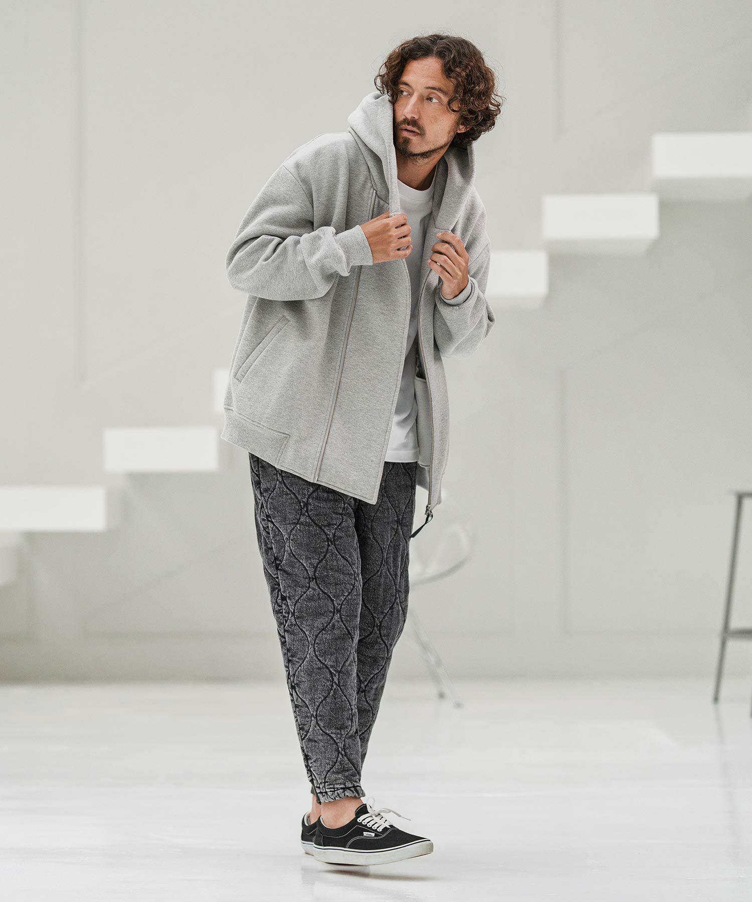 CAMBIO(カンビオ)】Brushed Lining Sweat Diagonal Zipper Design