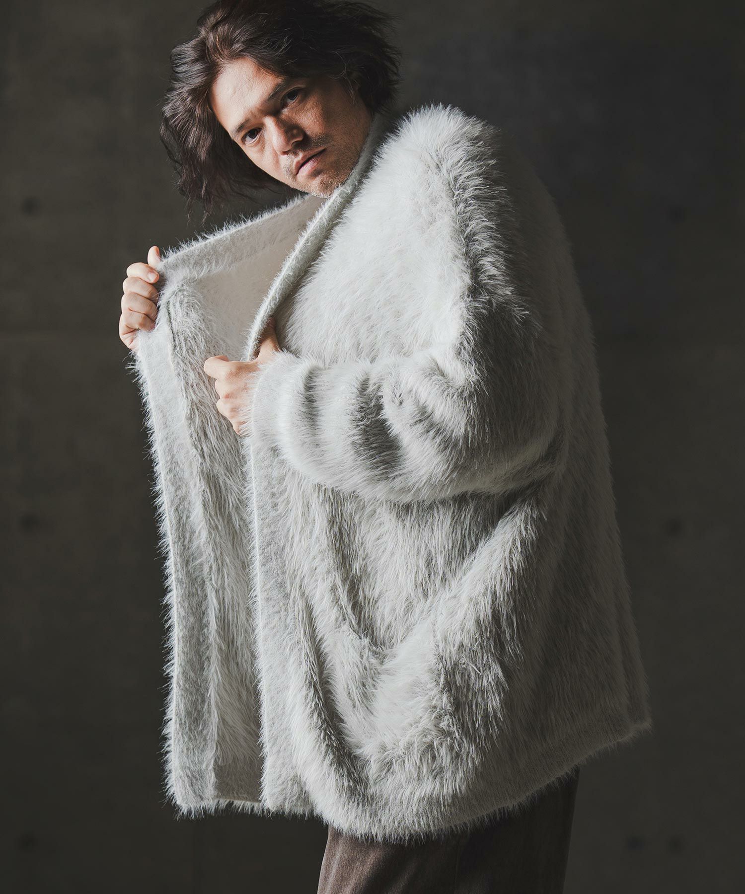 GLIMCLAP(グリムクラップ)】Minimai detail cardigan -Feather yarn