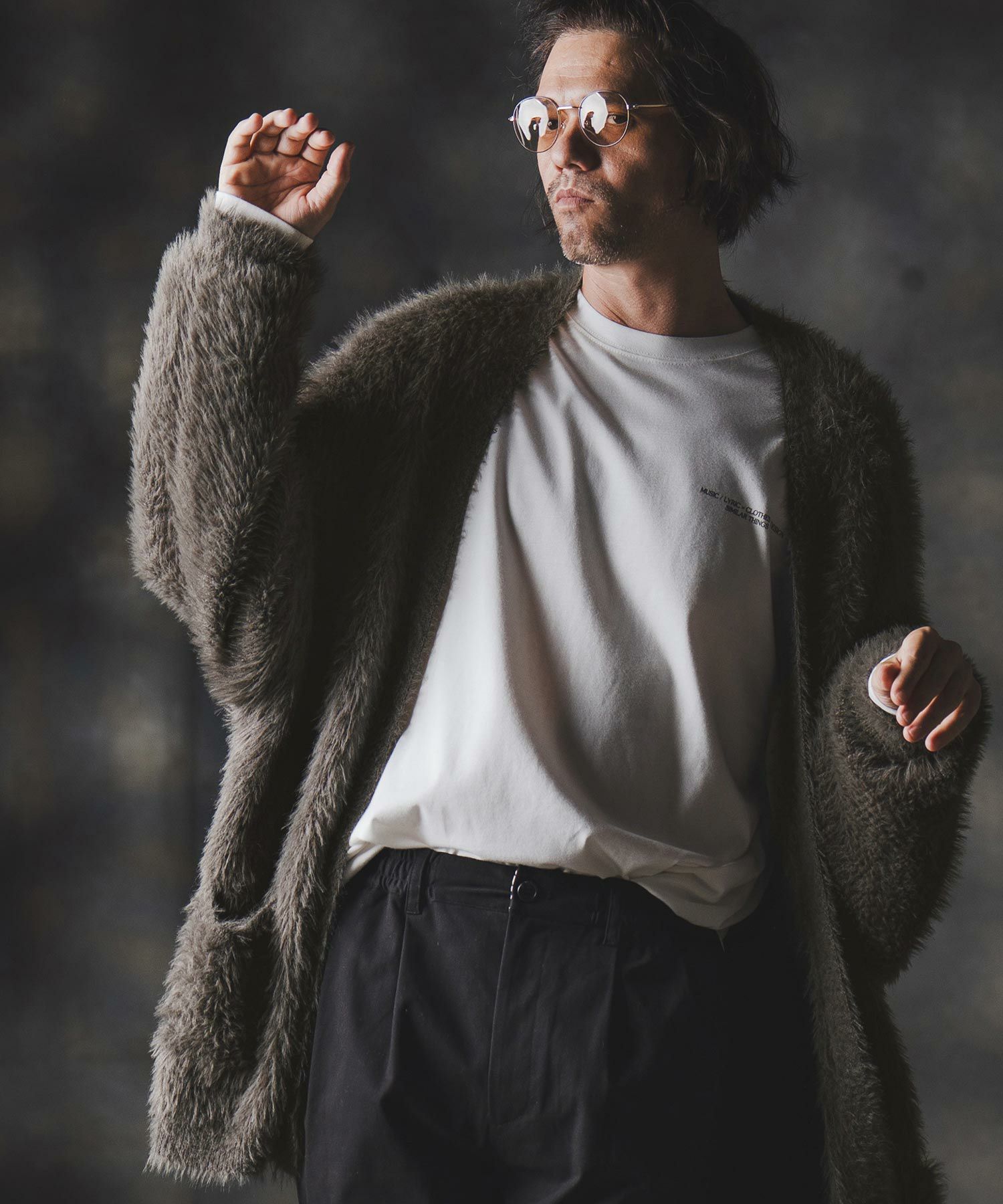 GLIMCLAP(グリムクラップ)】Minimai detail cardigan -Feather yarn