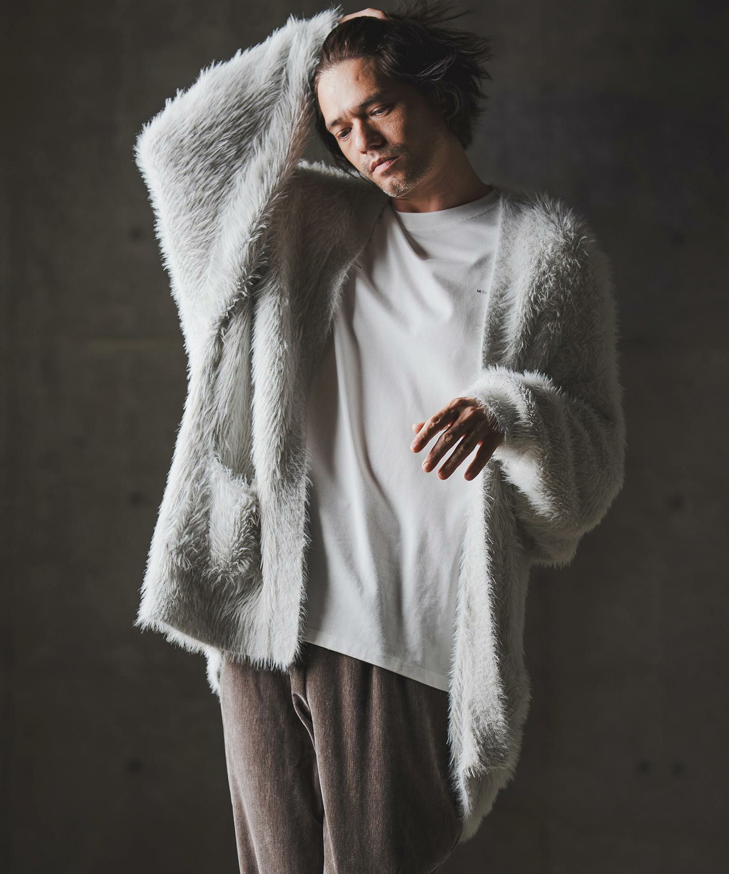 GLIMCLAP(グリムクラップ)】Minimai detail cardigan -Feather yarn