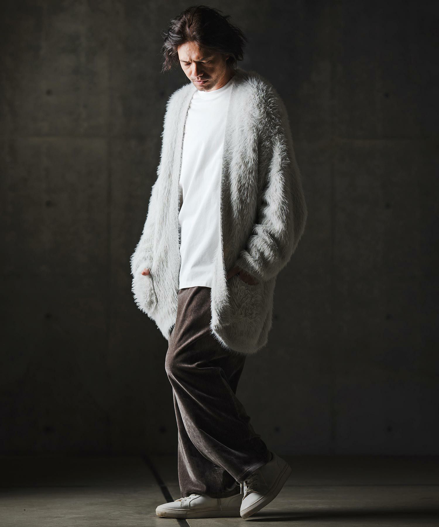 GLIMCLAP(グリムクラップ)】Minimai detail cardigan -Feather yarn