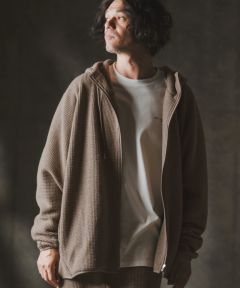 GLIMCLAP(グリムクラップ)】Zip-up hoodie-Soft brushed waffle fabric