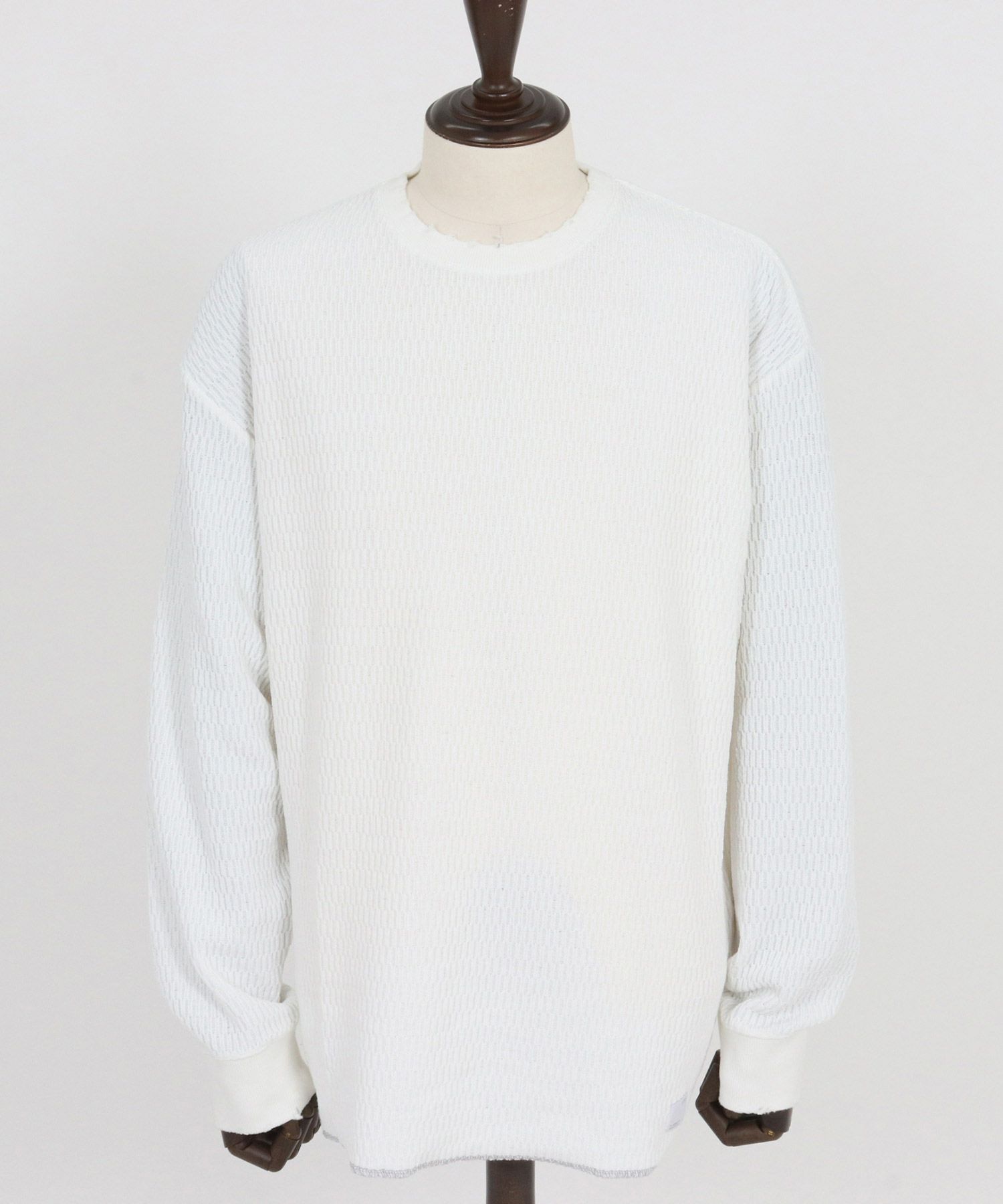 GLIMCLAP(グリムクラップ)】Jacquard texture cut sew-Distressed for