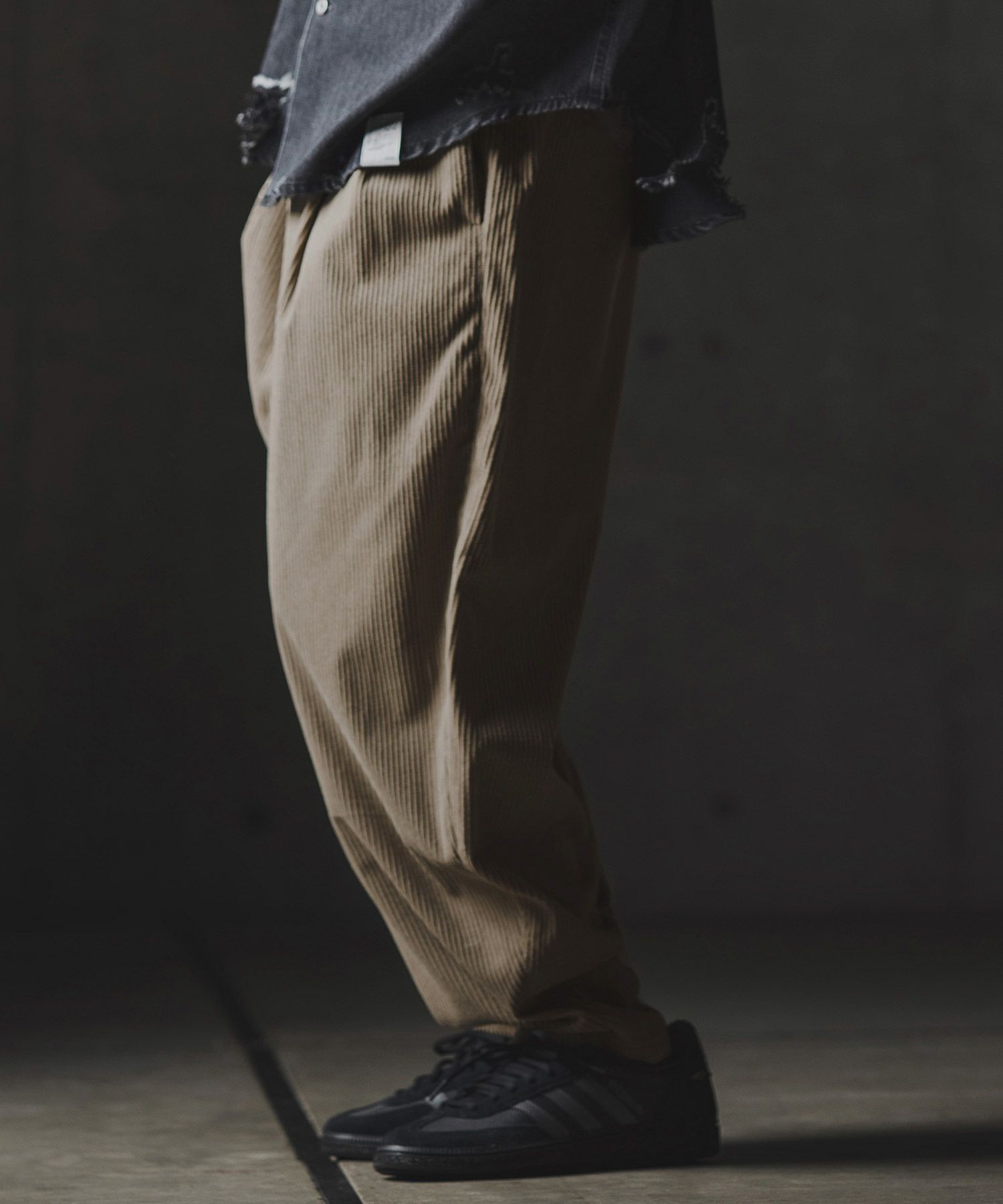 GLIMCLAP(グリムクラップ)】Balloon wide pants-Wide-wale corduroy