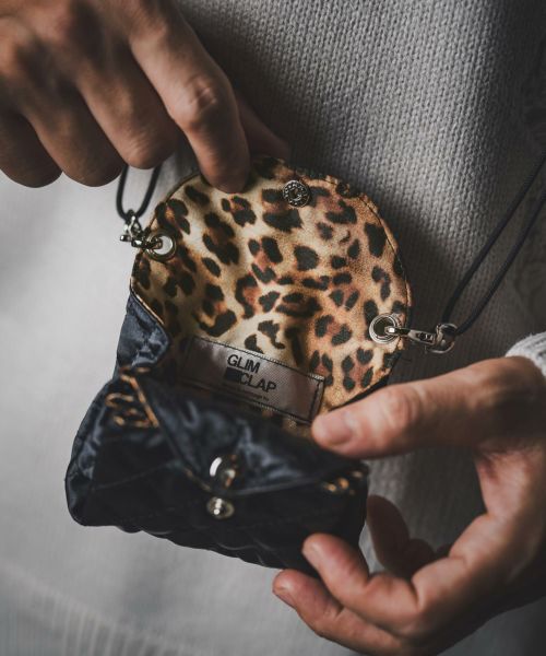 【GLIMCLAP(グリムクラップ)】【予約販売7月下旬～8月上旬入荷】Two pockets design mini bag-Mini diamond-pattern quilt fabric-　ミニバッグ ポーチ(19-007-gla-cf)