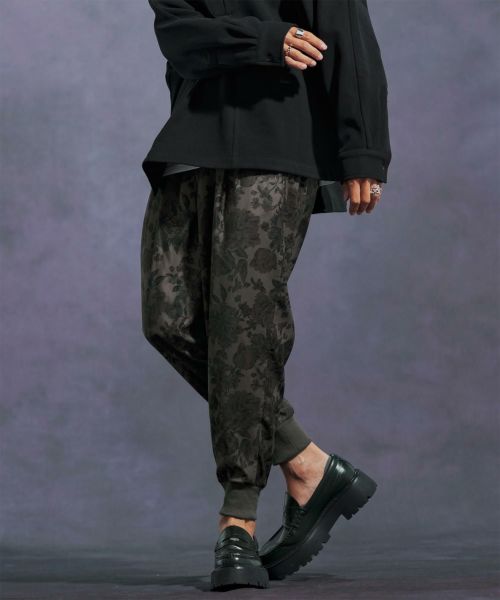 【Jih Nunc(ジーヌンク)】【予約販売10月上旬～中旬入荷】フラワー総柄タックリブパンツ(JIH-R1099)