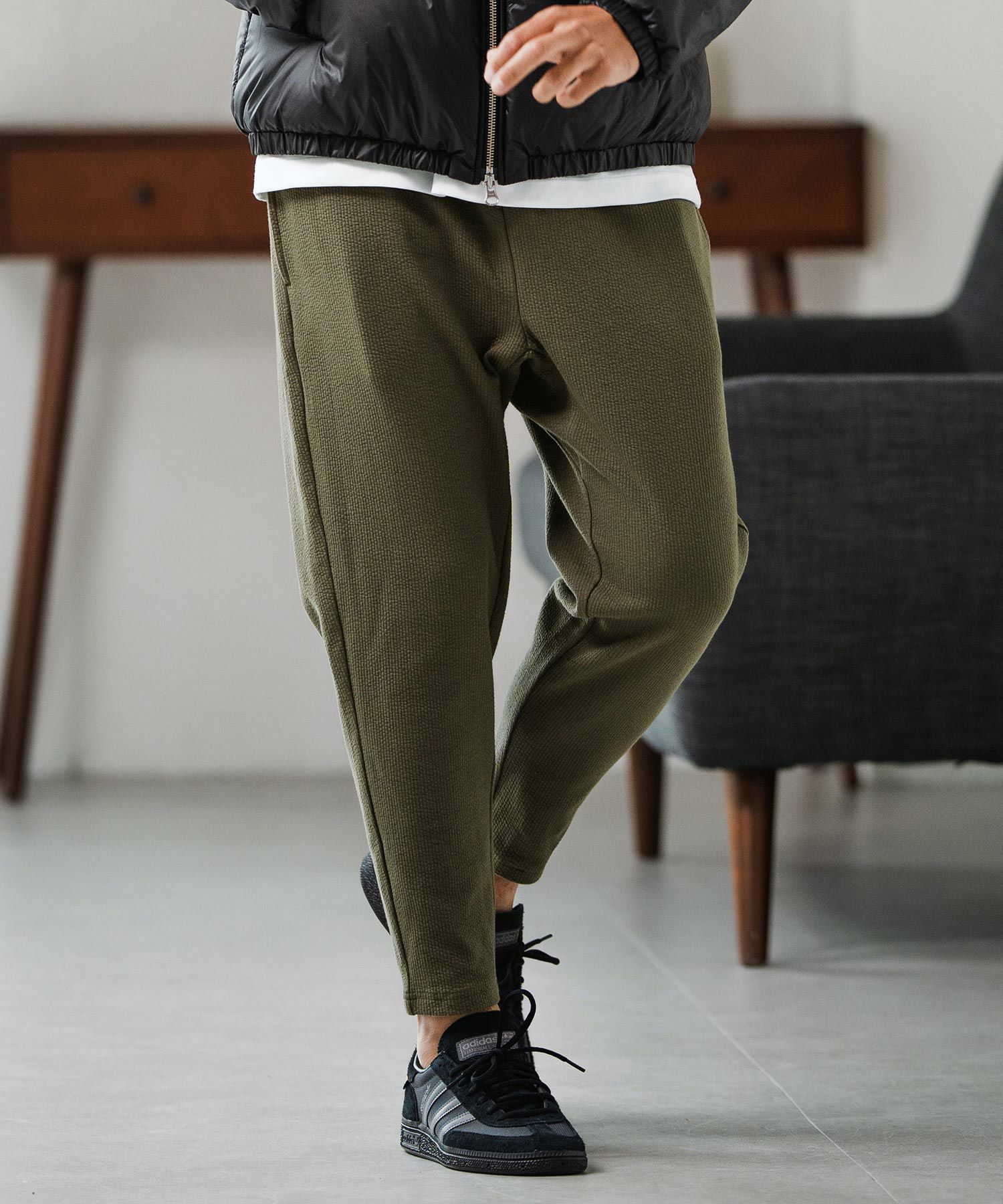 KHAKI