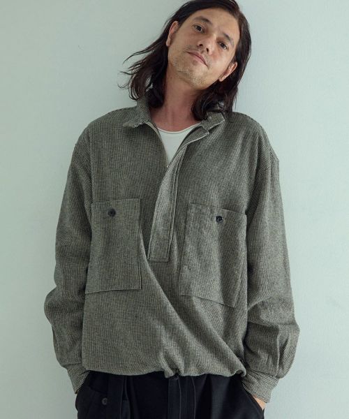 【EGO TRIPPING(エゴトリッピング)】【予約販売11月上旬～中旬入荷】STANDPULL ジッププルオーバーシャツ(616554)