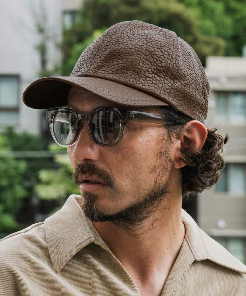 【CAMBIO(カンビオ)】【予約販売9月中旬～下旬入荷】Distressed Synthetic Leather Cap キャップ(NF-252-BO008)
