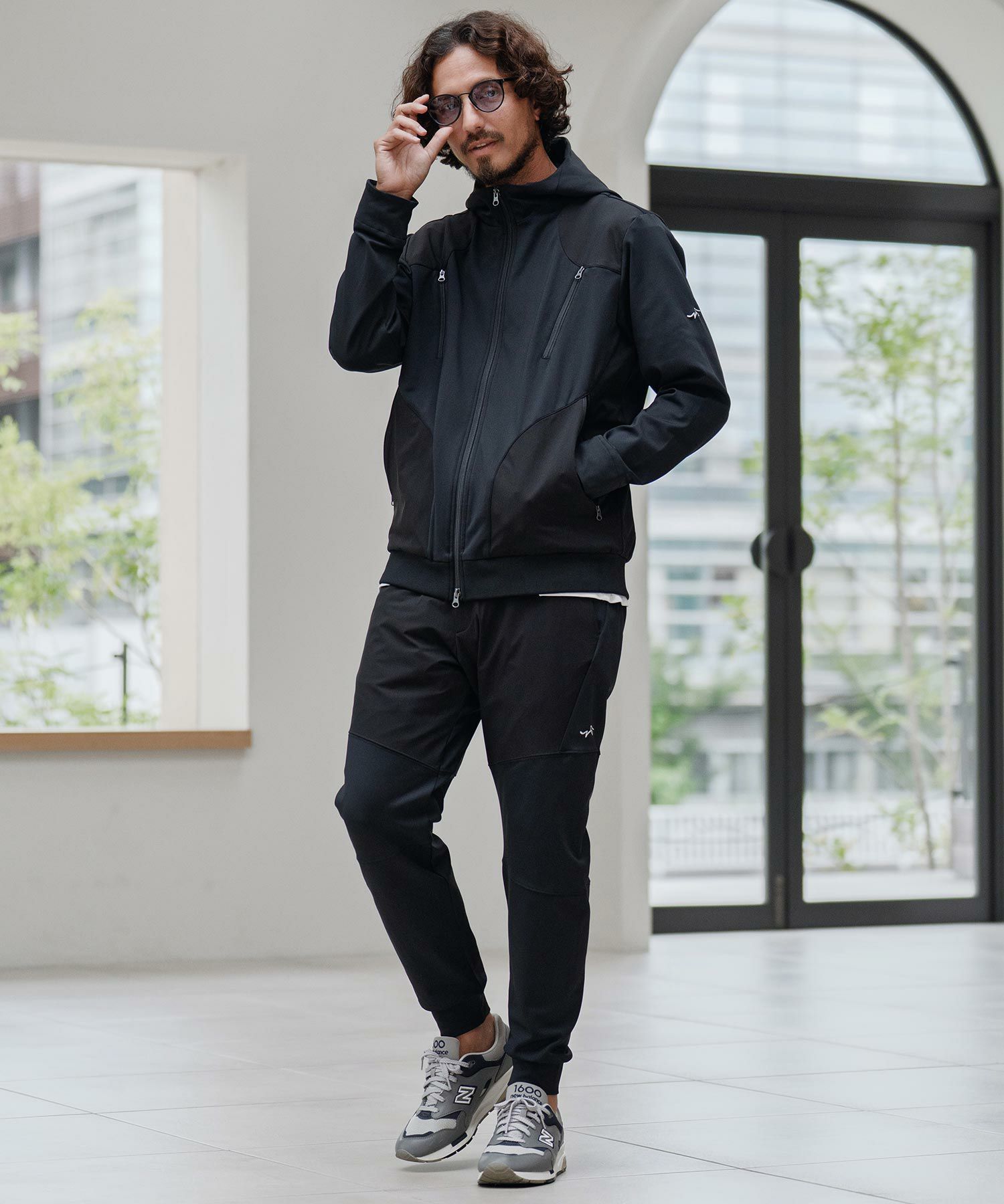 CALL&RESPONSEコールアンドレスポンス裏起毛 切り替えジップパーカーL CALL&RESPONSE(コールアンドレスポンス)】切り替えZIPパーカー-裏起毛