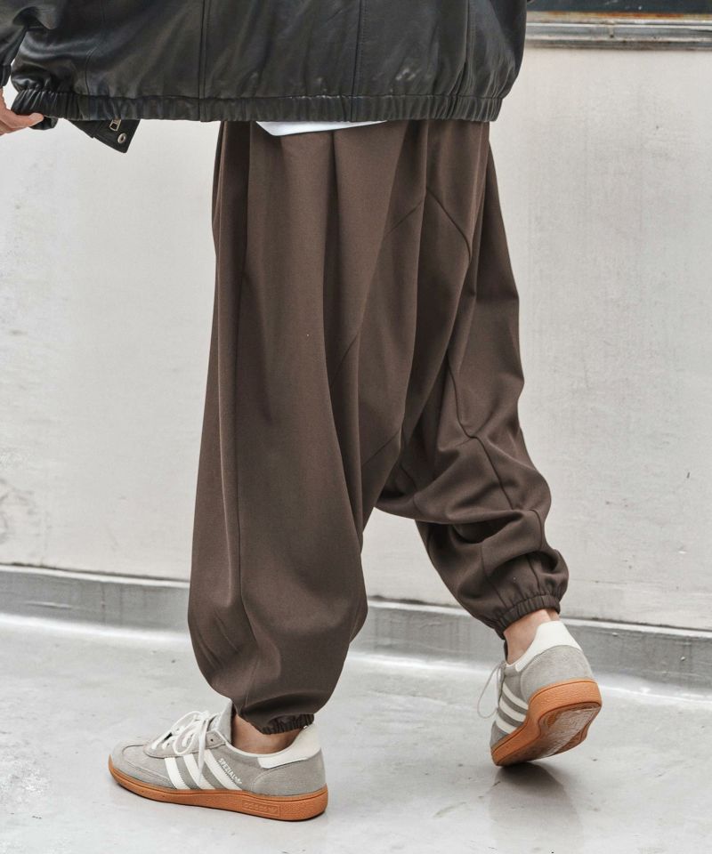 CAMBIO カンビオ　
デニム変形ブッシュバルーンパンツ
ダークブルー CAMBIO(カンビオ)】Seersucker Wide Straight Pants ワイド