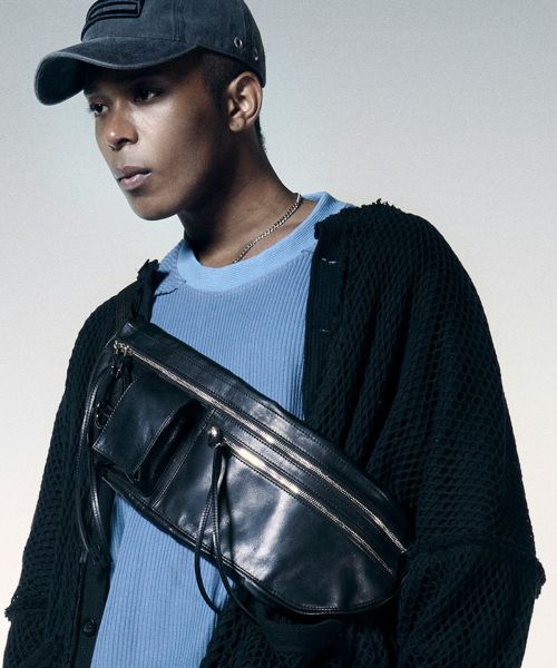 【NAPE_(ネイプ)】【予約販売3月中旬～下旬入荷】LEATHER - BODY BAG ボディバッグ(999-4)